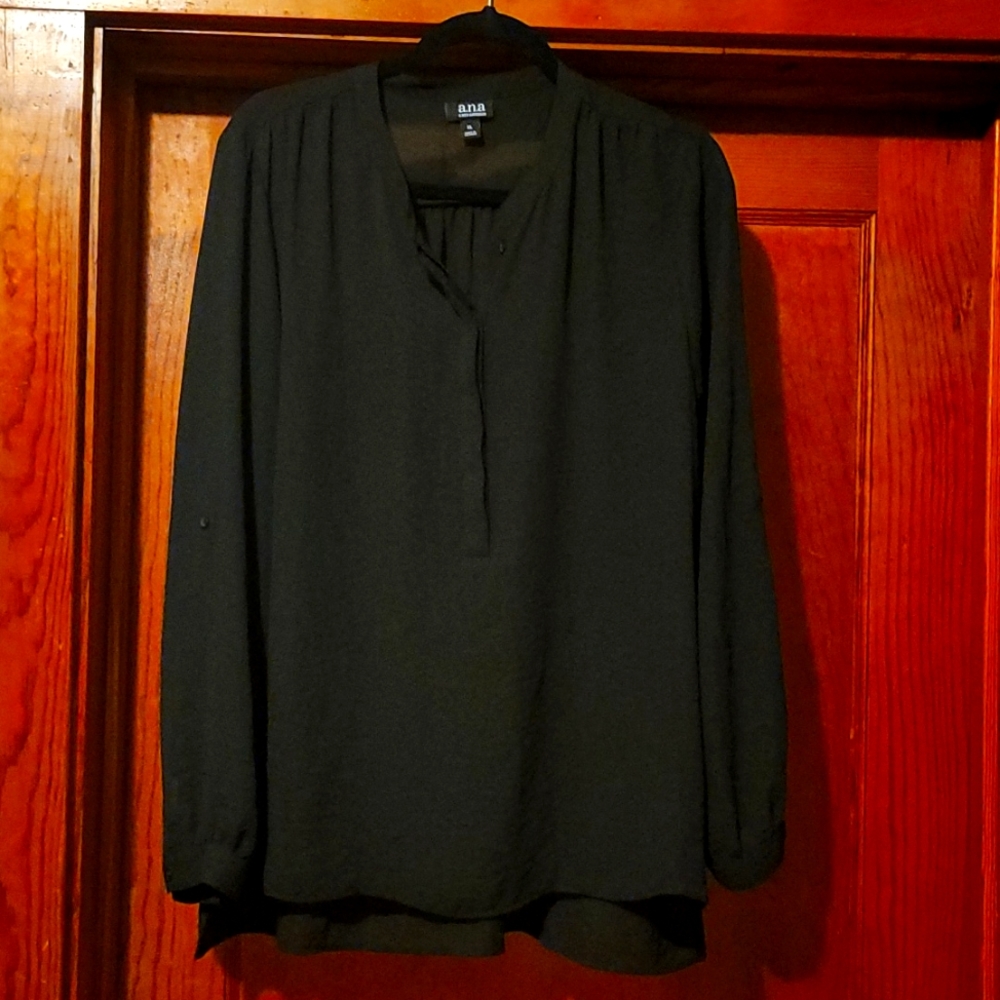 A.n.a size XL black
